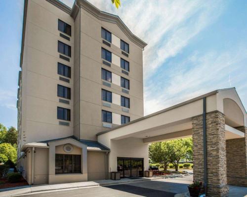 Фотография гостиницы Sleep Inn Airport Greensboro