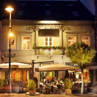 Фотография гостиницы Hotel Ambassador