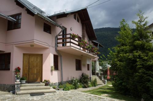 Фотография гостевого дома Amandra Chalet