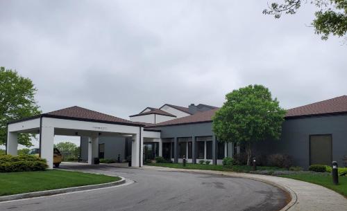 Фотография гостиницы Sonesta Select Kansas City South Overland Park