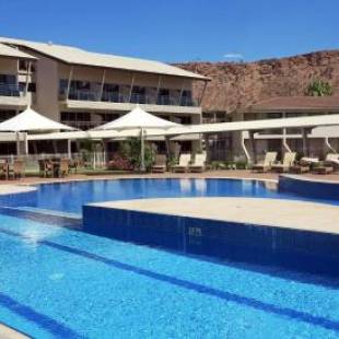 Фотографии гостиницы 
            Crowne Plaza Alice Springs Lasseters, an IHG Hotel