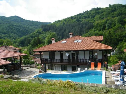 Фотография гостиницы Family Hotel Chiflik Hills