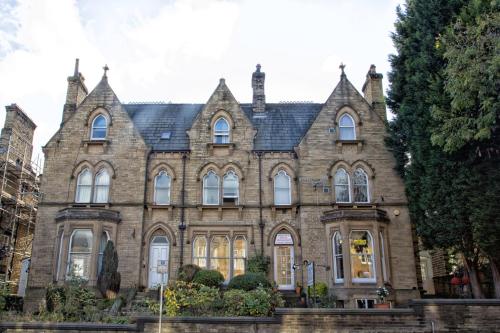 Фотография гостевого дома Ashfield Hotel