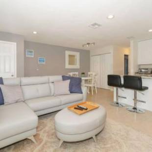 Фотографии гостевого дома
Lovely Cottage - Close to Siesta, Shops & Dining