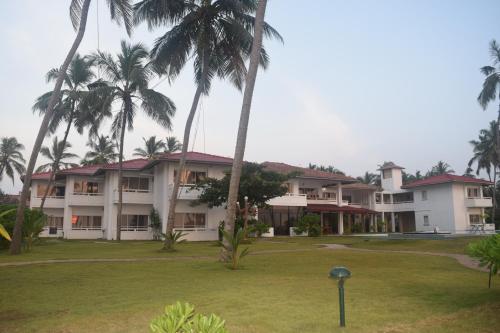 Фотография гостиницы Sanmali Beach Hotel