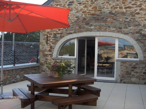 Фотография гостевого дома Magnificent Holiday Home in Libin with Barbecue