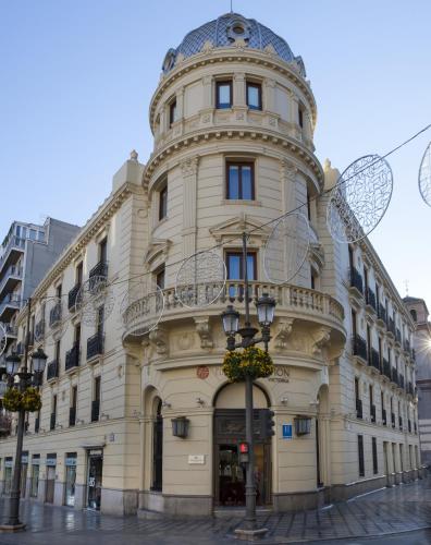 Фотография гостиницы NH Collection Victoria