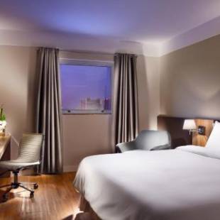 Фотографии гостиницы
Delmond Hotel