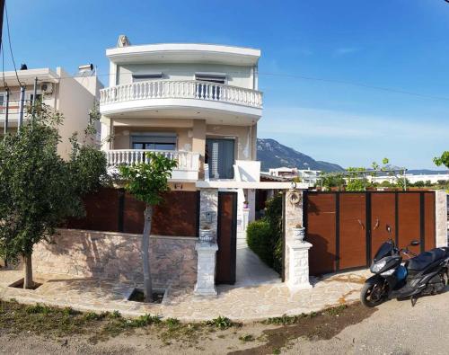 Фотография гостевого дома Luxury Detached house near the sea