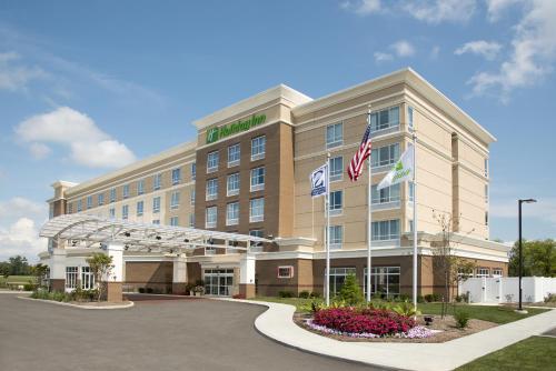 Фотография гостиницы Holiday Inn Indianapolis Airport, an IHG Hotel