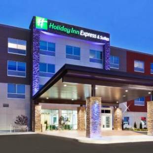 Фотографии гостиницы 
            Holiday Inn Express & Suites - Cartersville, an IHG Hotel