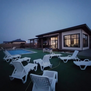 Фотография Коттеджа Частный дом Коттедж с бассейном и баней