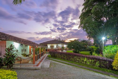 Фотография гостевого дома La Pradera 2