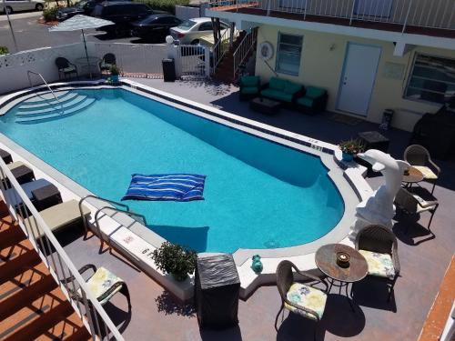 Фотография мотеля Ashley Brooke Beach Resort