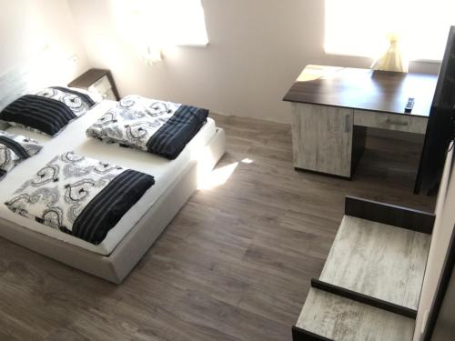 Фотография гостиницы Hotel Capitol Zentrum - 24h -