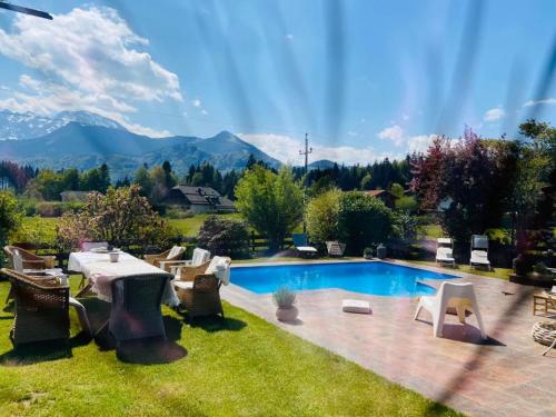 Фотография гостевого дома Wiesengut , alleinstehende, deteched, austrian style, villa mit Pool