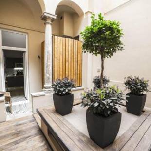 Фотографии гостевого дома
SuiteLifeTrevi