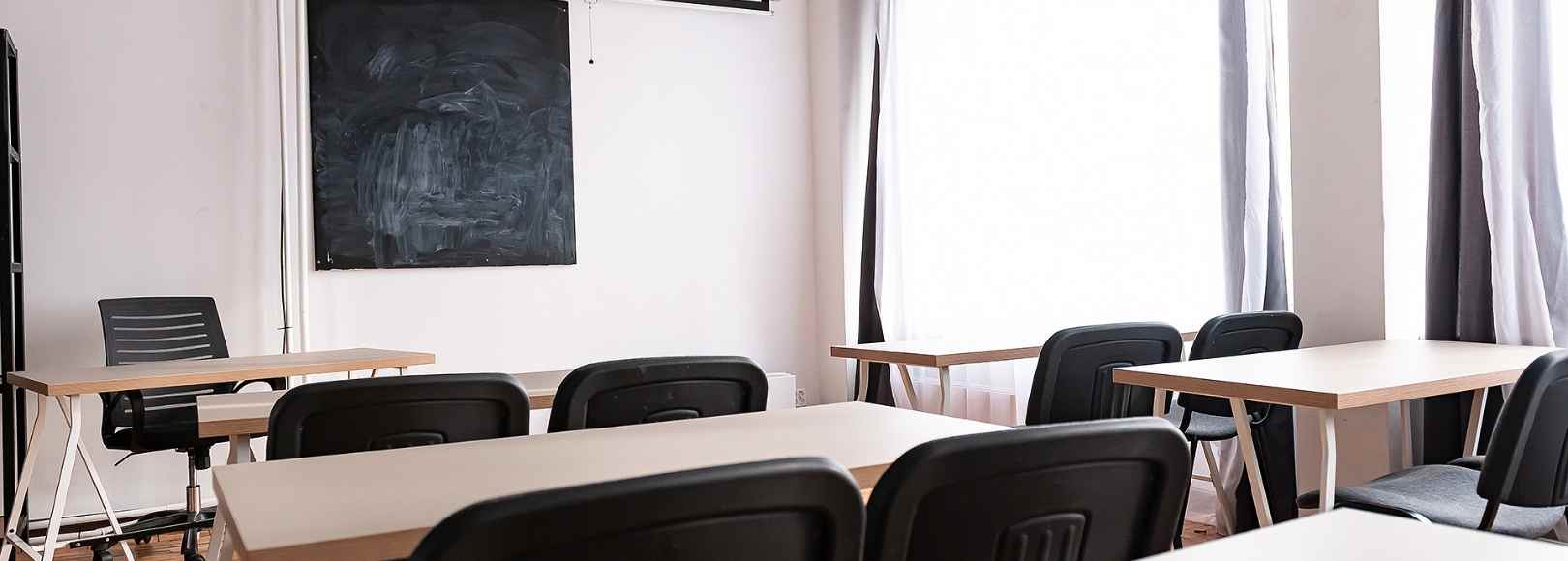 Фотография конференц-зала Дом науки и техники Студия мастерская