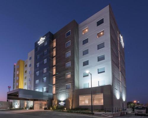 Фотография гостиницы Microtel Inn & Suites by Wyndham Irapuato