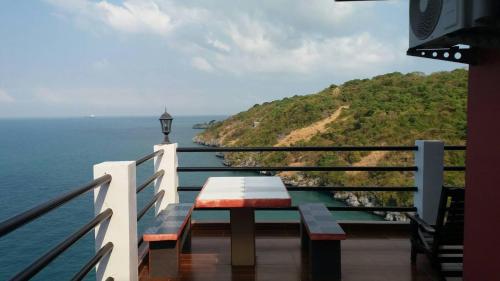 Фотография мини отеля Ocean View Resort - Koh Sichang