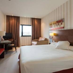 Фотографии гостиницы
Hotel Las Artes