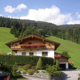 Фотография гостевого дома Holiday home in Kaltenbach/Zillertal 868
