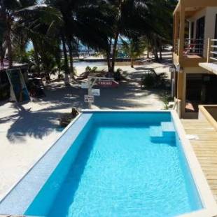 Фотографии апарт отеля
Popeyes