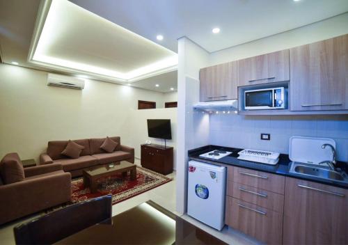 Фотографии гостиницы 
            Al Jawhara Suites
