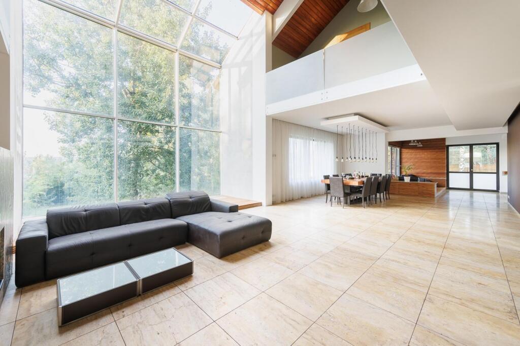 Фотография Коттеджа Коттедж с бассейном в Нахабино