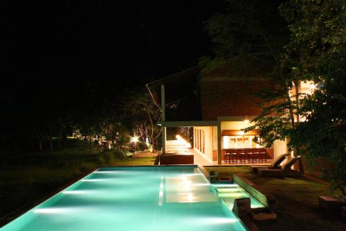 Фотография гостиницы Ehalagala Lake Resort