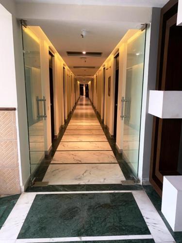 Фотография гостиницы Hotel Royale Residency