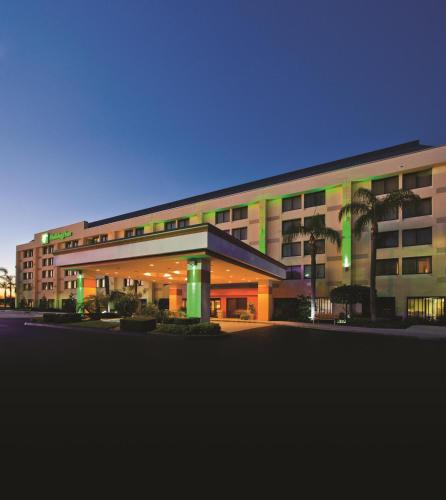 Фотография гостиницы Holiday Inn Port St. Lucie, an IHG Hotel