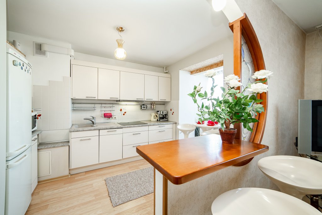 Фотография квартиры Трехкомнатные апартаменты GALLERY Minsk на Мельникайте с балконом