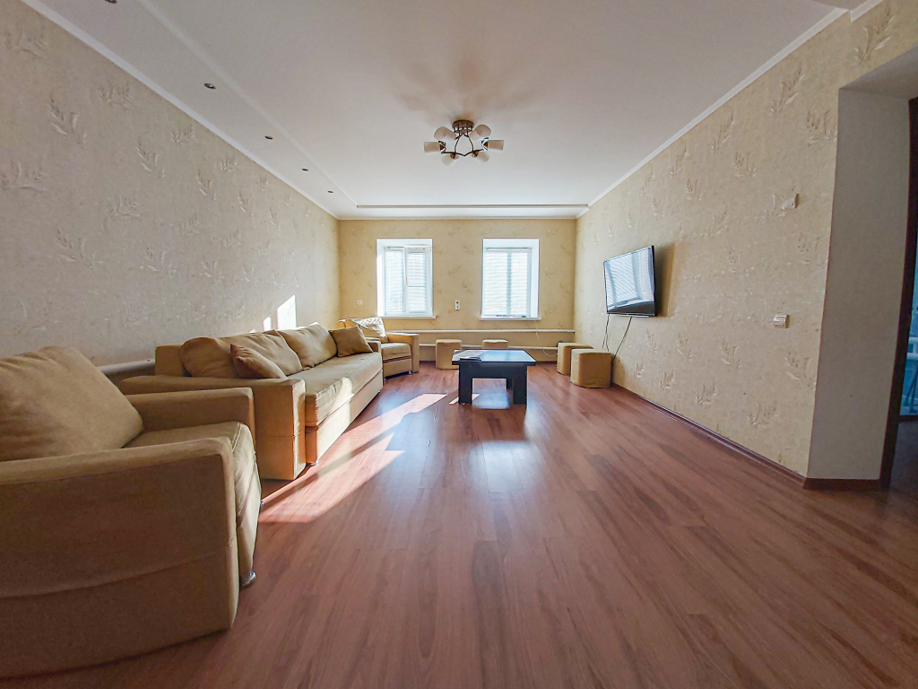 Фотография Коттеджа Частный дом недалеко от центра города.