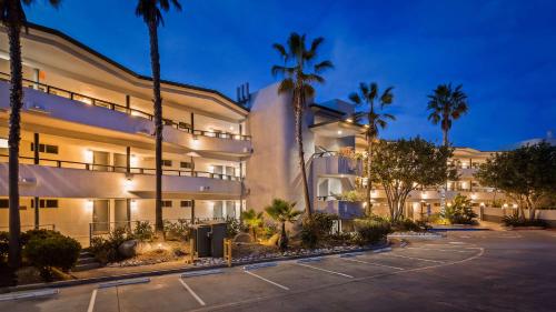 Фотография гостиницы Best Western Encinitas Inn & Suites at Moonlight Beach