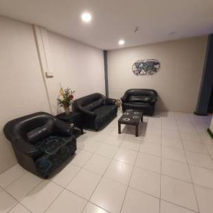 Фотографии гостиницы
OYO 89895 Senses Budget Hotel