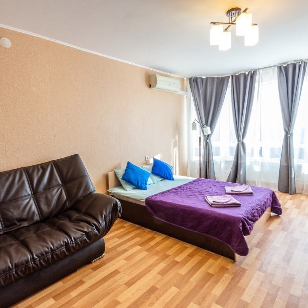 Фотография Жилья посуточно Прекрасная квартира в  Цветах