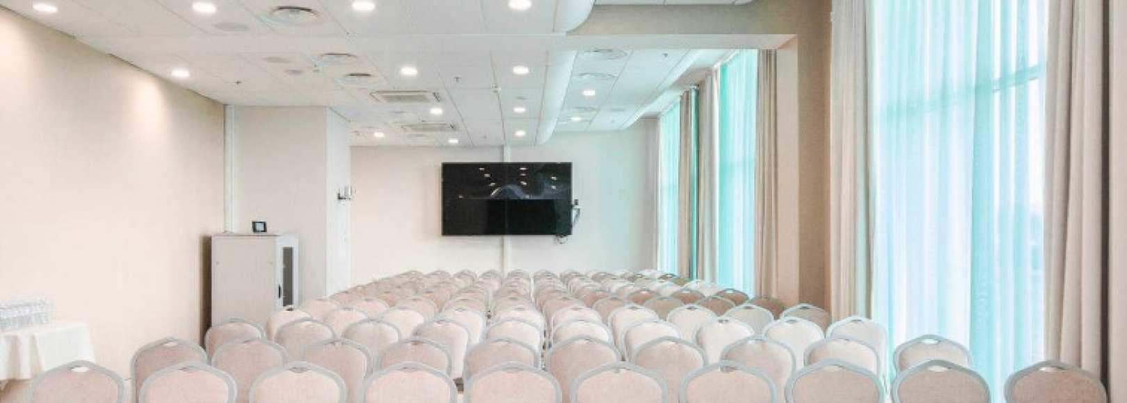 Фотография конференц-зала Турин