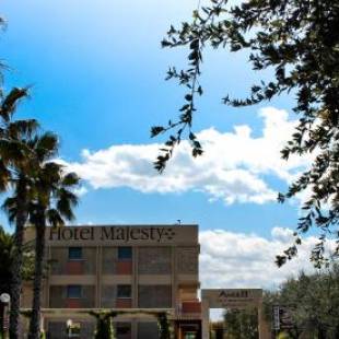 Фотографии гостиницы 
            Hotel Majesty Bari
