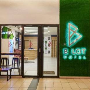 Фотографии гостиницы
B Lot Hotel