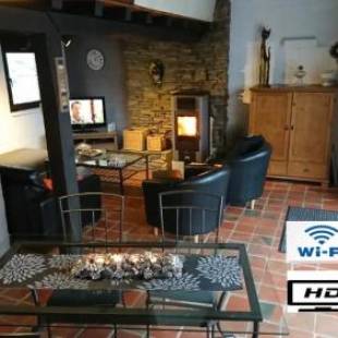 Фотографии гостевого дома
Maison au calme dans un domaine boise