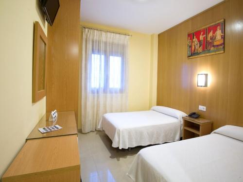 Фотография гостевого дома Hostal Acueducto Los Milagros