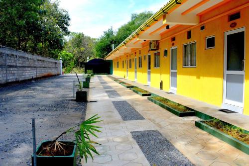 Фотографии гостевого дома
Sri Mayura Holiday Resort