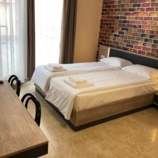 Фотографии гостевого дома
Agora Studios