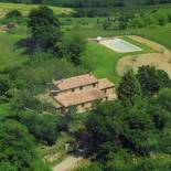 Фотография гостевого дома Rustic Farmhouse in Proceno with Swimming Pool