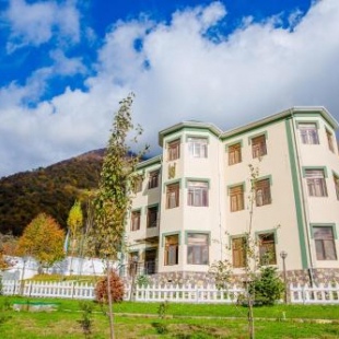 Фотография гостиницы White