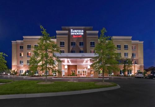 Фотография гостиницы Fairfield Inn and Suites Louisville East