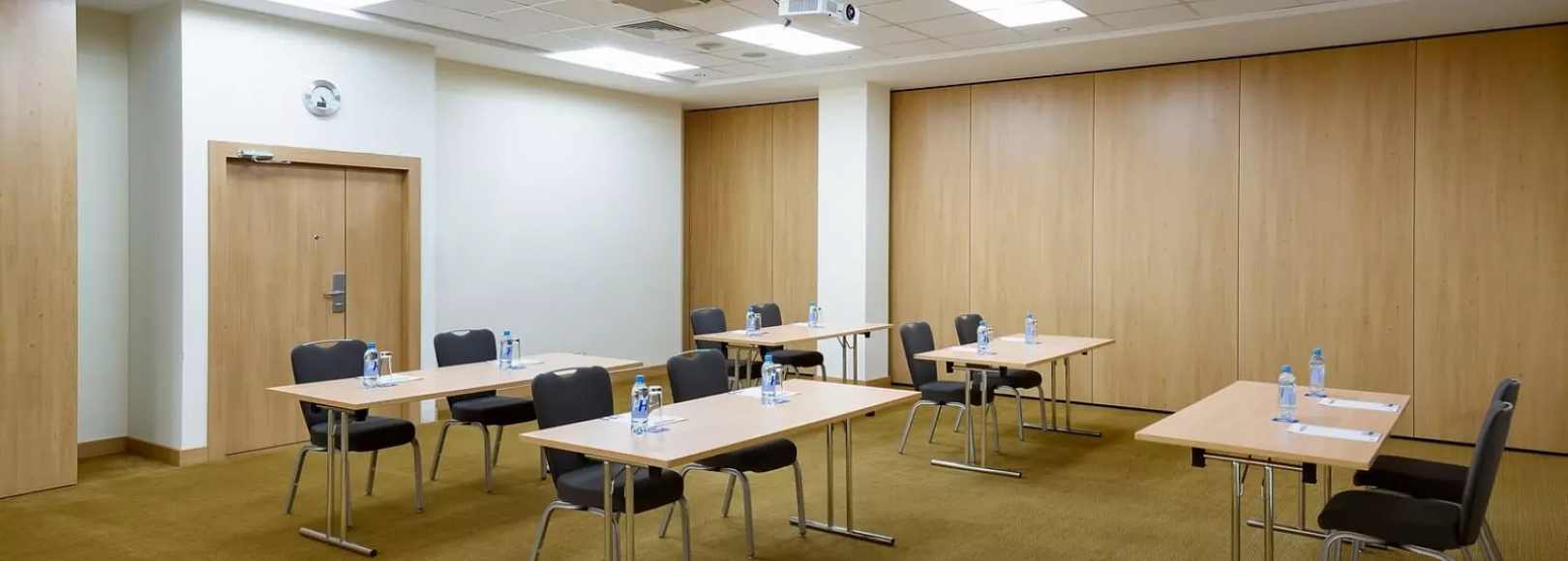 Фотография конференц-зала Тольятти