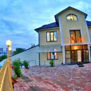 Фотография банкетного зала Коттедж у реки в Мякинино