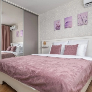 Фотография квартиры Апартаменты Как Дома Квартира с Видом на Двор и на Улицу